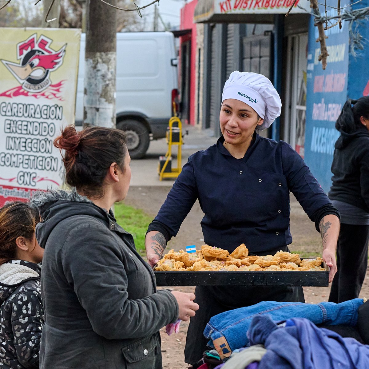 Dai, docente del Taller de Cocina Energía del Sabor, en el barrio de Cascallares